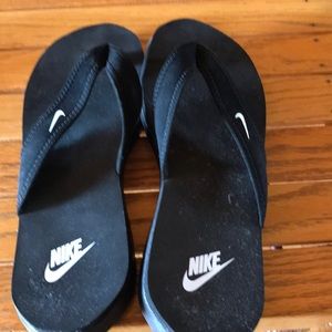 Nike flip flops